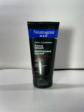 Neutrogena Men Skin Clearing Face Wash Oil Free Cleans Deep into Pores 150ml
